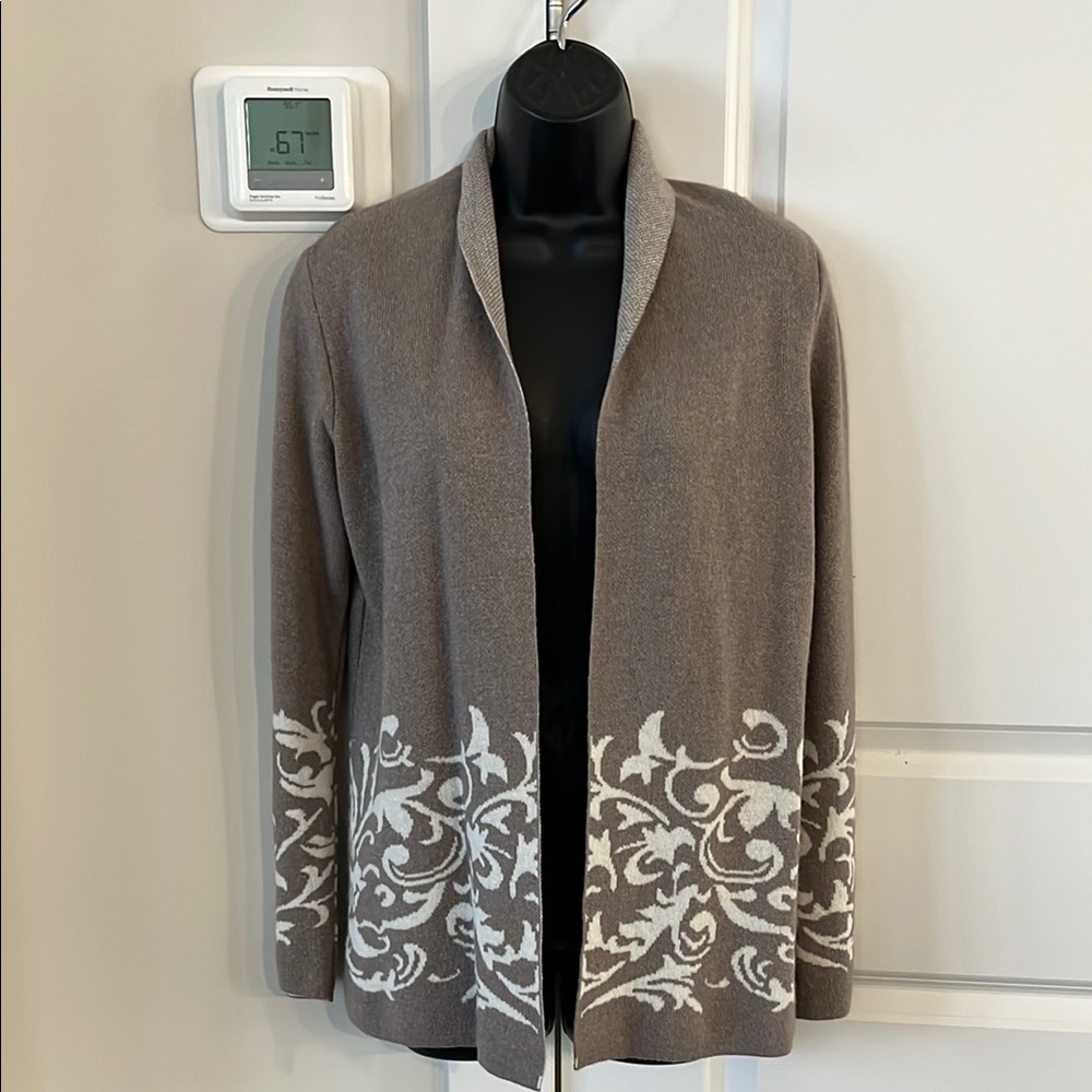 Elegant Taupe and White Women's Sweater